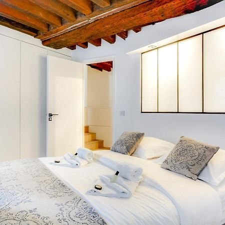 Appartamento Guestready - Stylish Flat In The Heart Of Parigi Esterno foto