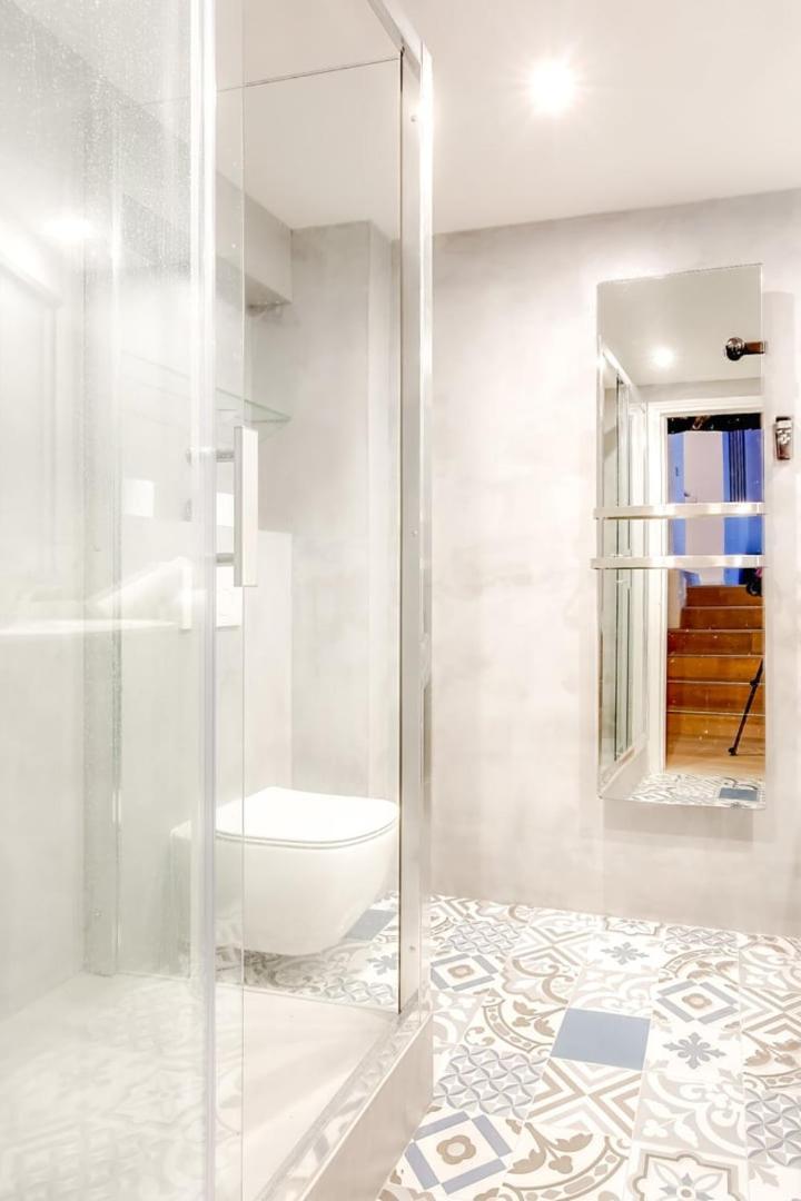 Appartamento Guestready - Stylish Flat In The Heart Of Parigi Esterno foto